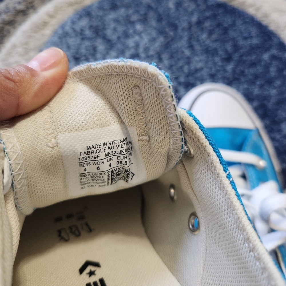 Converse - Picture 5 of 5